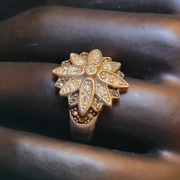 925 Sterling Silver, CZ and Marcasite Starburst Ring - Picture 1 of 6